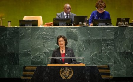 President Simons: Suriname wil geen militaire agressie in het Caribisch gebied