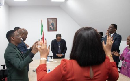 Geestelijken bidden voor waarnemend president Rusland en Suriname