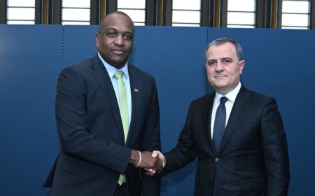 Suriname en Azerbeidzjan schaffen visumplicht af voor diplomaten