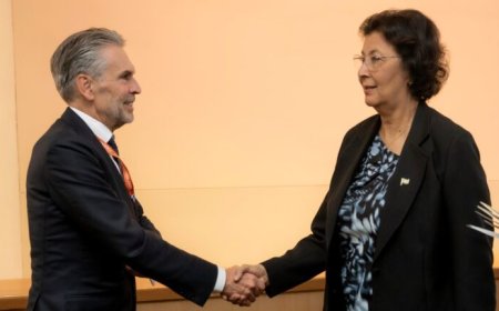 Premier Schoof bevestigt aanwezigheid bij 50 jaar onafhankelijkheid Suriname