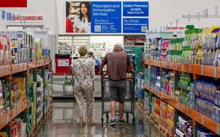 Trump voert 100% heffing in op geneesmiddelen