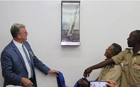 Totness lanceerde raketten, maar wij kregen een ingelijste selfie cadeau  