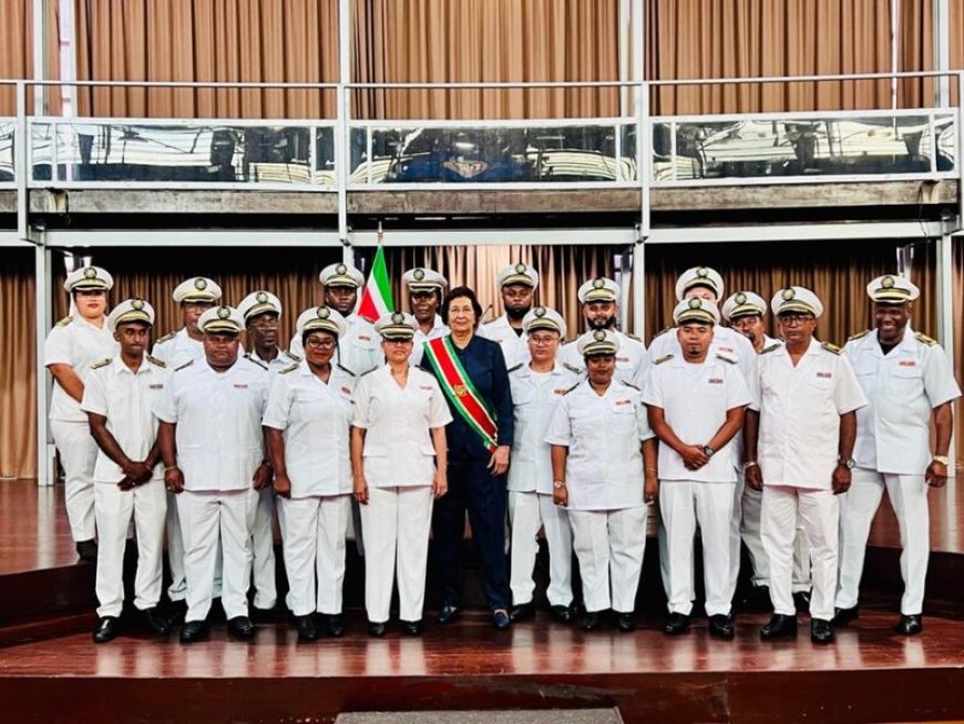 Geerlings-Simons tegen nieuwe dc’s: ‘Als u bewust uw land benadeelt, zijn er consequenties’