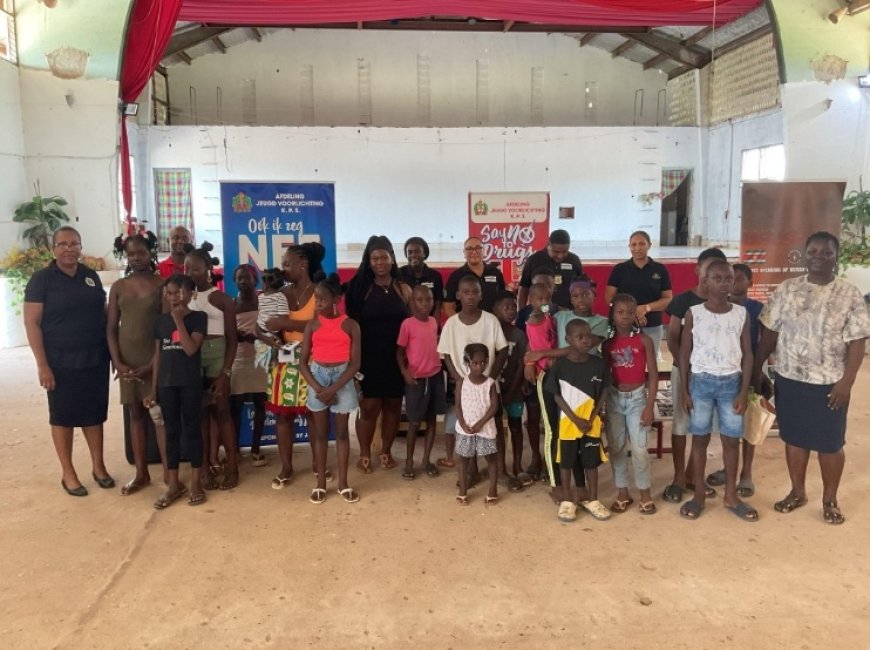 Voorlichtingscaravan Jeugdzaken KPS naar oosten