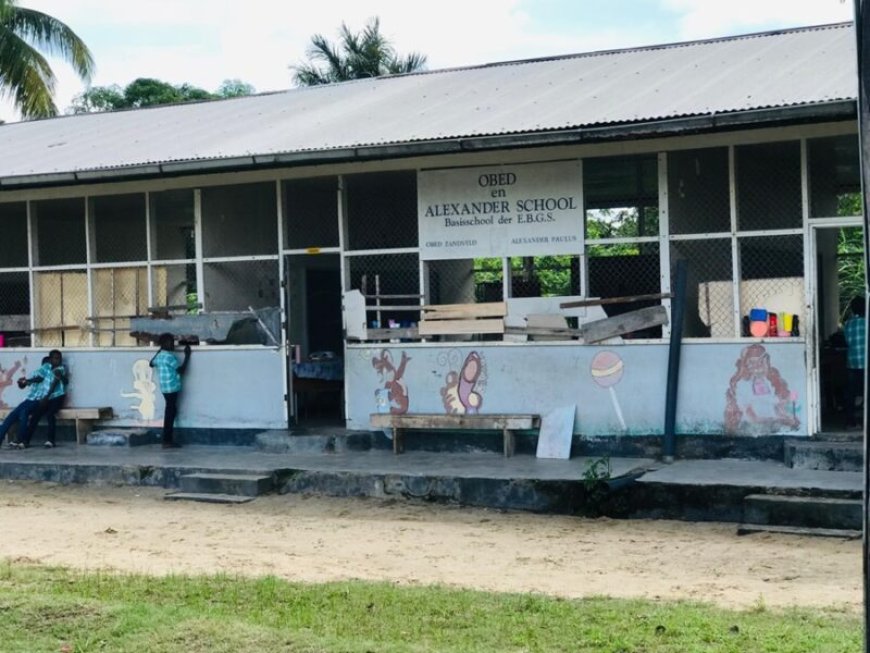 Fibos dringt aan op ontmoeting met Onderwijsminister Currie