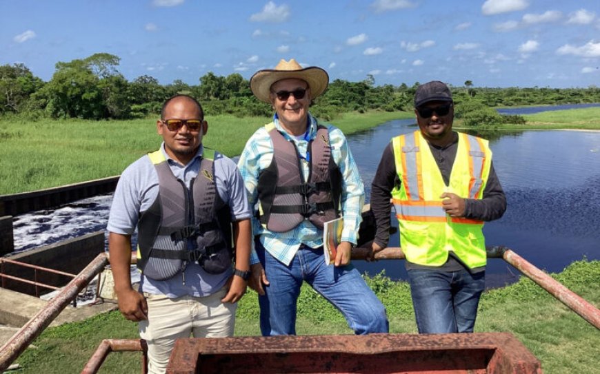 LVV, IICA en IDB bouwen aan sterker waterbeheer in Nickerie