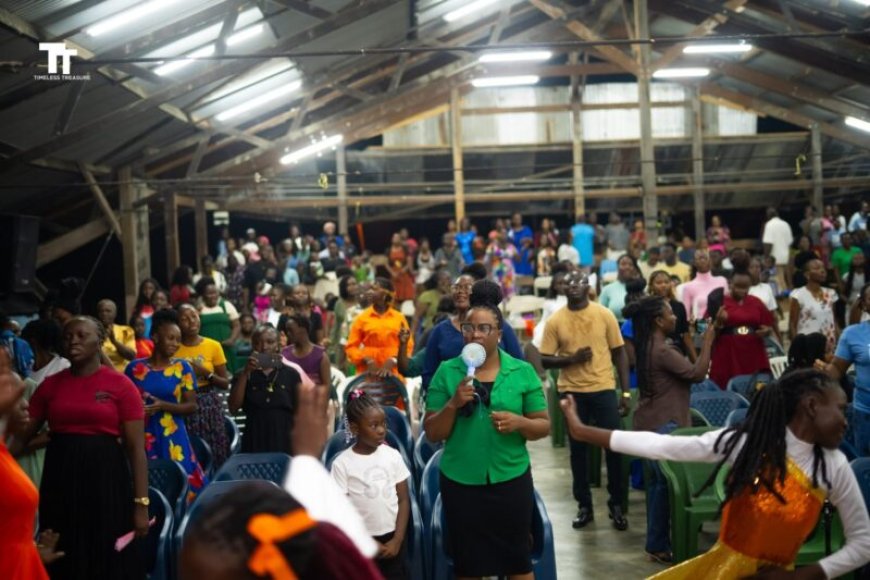 Dorpen Boven-Suriname in feeststemming