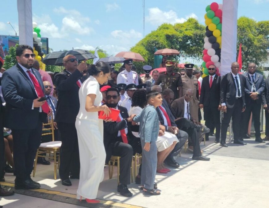 Guyanese president Ali: ‘Eén natie, een visie van eenheid, gelijkheid en gedeelde welvaart’