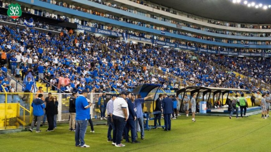 FIFA onderzoekt racisme jegens Natio, sanctie dreigt voor El Salvador