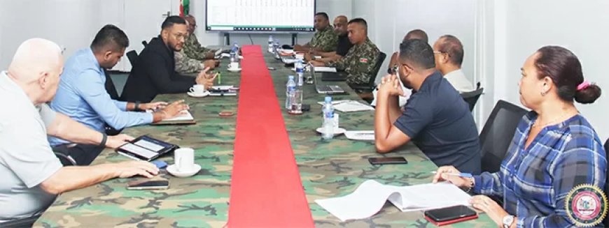 Minister Ramsaran grijpt in bij voedselvoorziening militairen