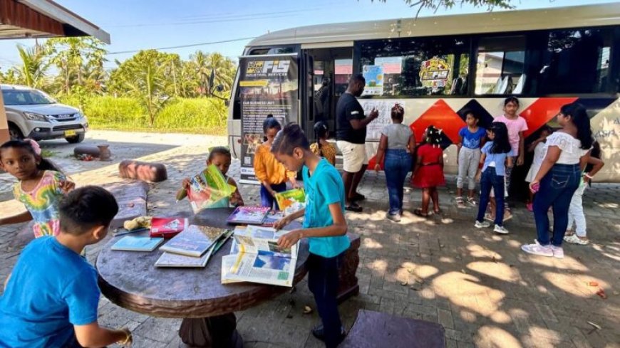 Leesplezier op wielen groot succes in Wanica