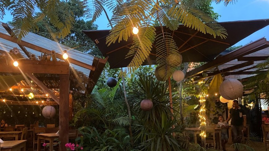 Aan tafel bij… A La John