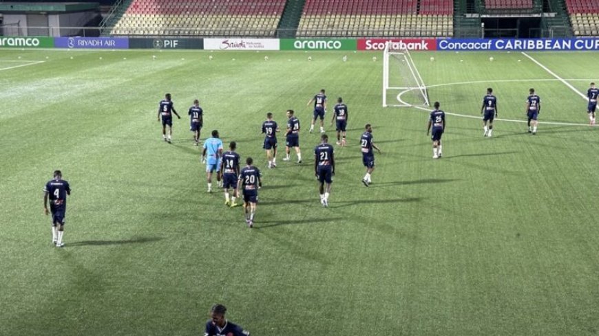 Robinhood-trainer Gödeken: ‘Spirit heel hoog om goede partij te spelen’