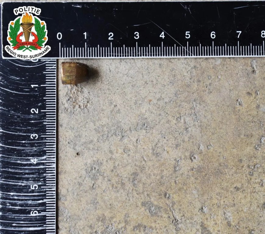 Inwoner Nieuw Nickerie vindt na harde knal in garage een projectiel