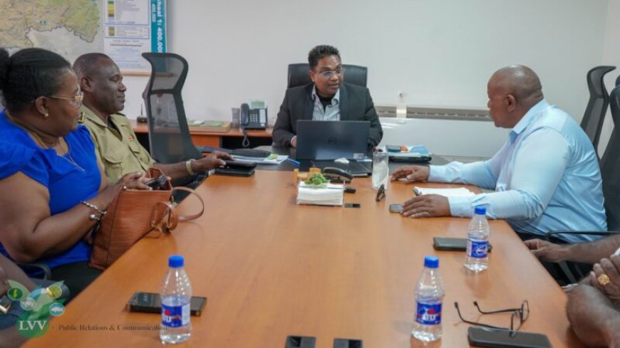 LVV-minister praat met delegatie Para over landbouwontwikkeling