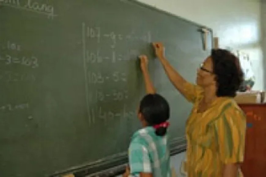 Gepensioneerde leerkrachten keren terug, maar herwaardering blijft uit