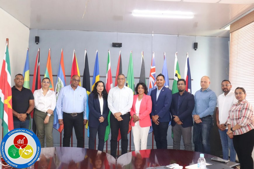 Minister Baasaron ontvangt VSB-delegatie