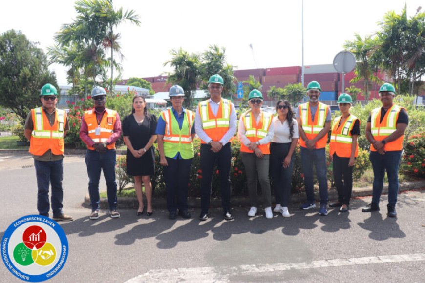 Ministerie van EZ brengt werkbezoek aan Havenbeheer