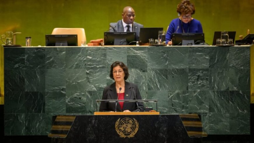 President Simons: Suriname wil geen militaire agressie in het Caribisch gebied