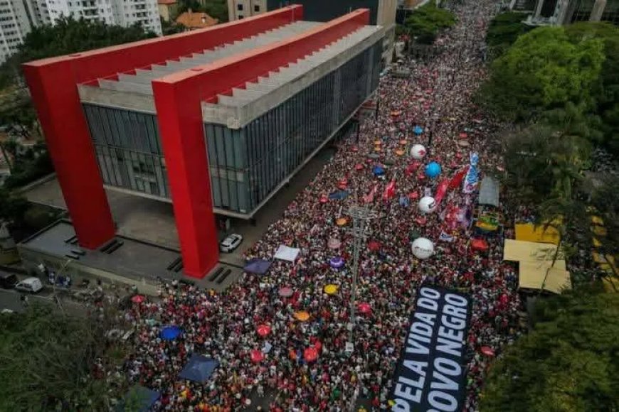 Duizenden Brazilianen protesteren tegen wetsvoorstel dat ex-president Bolsonaro amnestie zou 