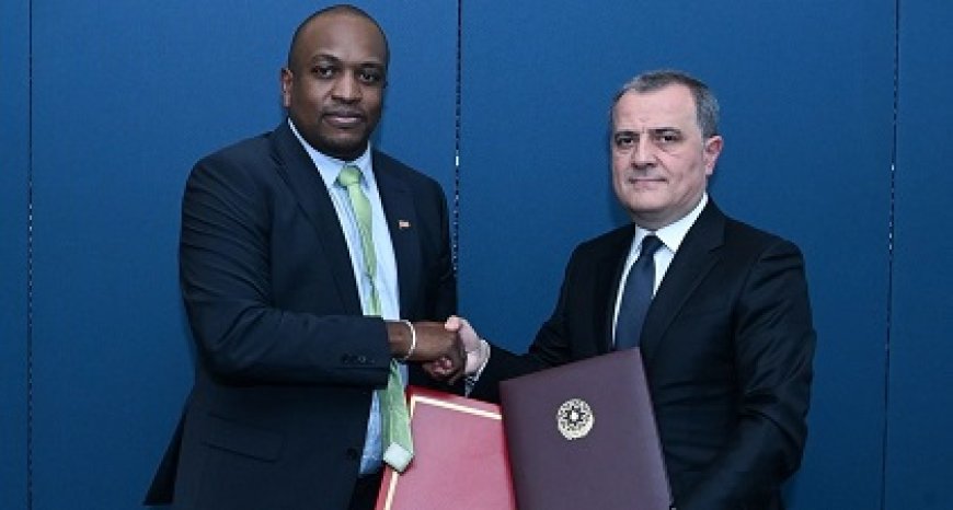 Geen visumplicht meer voor diplomatieke en dienstpaspoorten Suriname-Azerbeidzjan