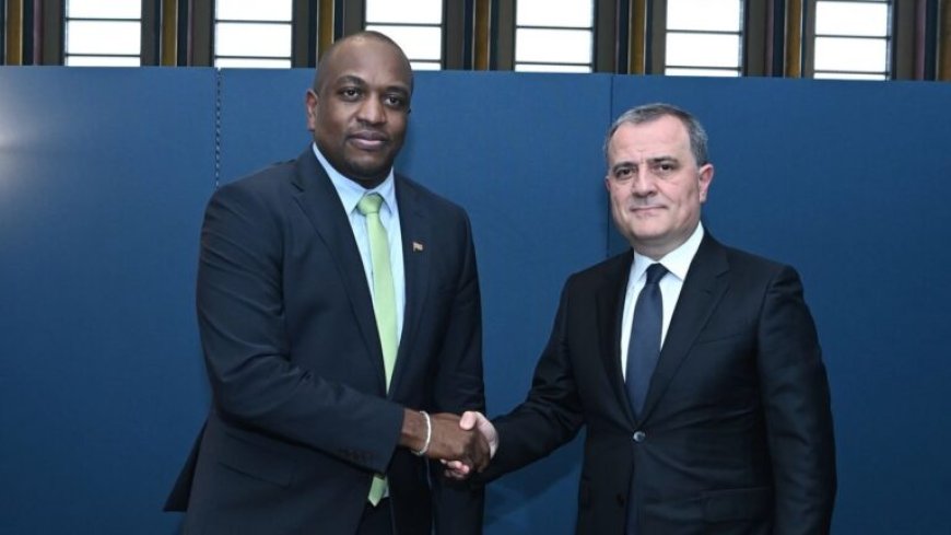 Suriname en Azerbeidzjan schaffen visumplicht af voor diplomaten