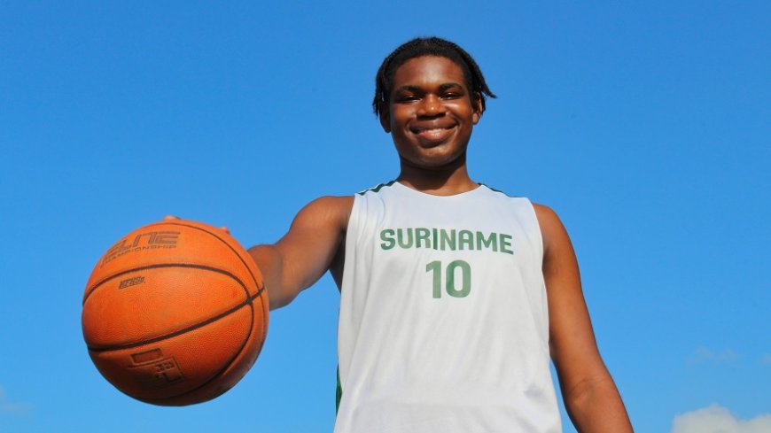 Talent: Basketballer Jermelcio Wartes: ‘Denken aan de toekomst houdt me wakker’