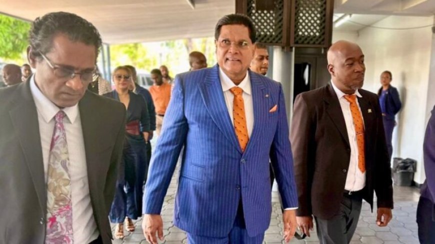 Santokhi: “Geen terugkeer, maar voortzetting van dienstbaarheid”