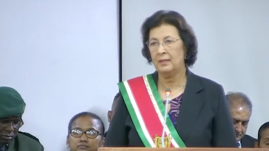 Begroting 2026: tekort SRD 6,3 miljard, Simons belooft belastinghervorming