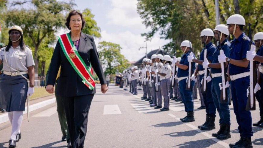 President Simons: Surinamers krijgen groter aandeel in olieprojecten