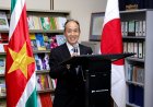 Japan schenkt boeken aan Diplomateninstituut Suriname