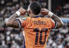 Nederland overtuigt – Depay schrijft geschiedenis