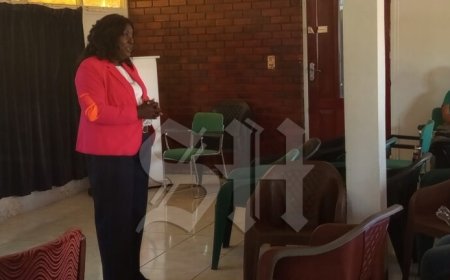 Sterk voor de lens, gebroken vanbinnen: journalisten breken stilzwijgen over trauma en mental