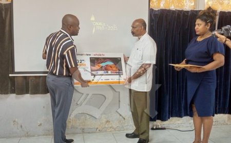 STVS schenkt televisies aan tehuizen in het kader van 60-jarig jubileum