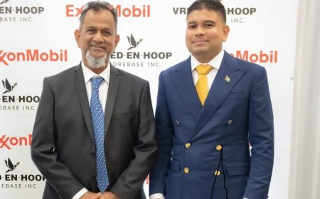 Azruddin Mohamed en vader aangeklaagd in VS op 11 punten