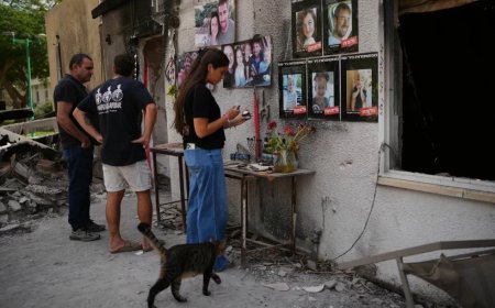 Israël verdeeld bij herdenking van aanval en voortzetting Gaza-oorlog