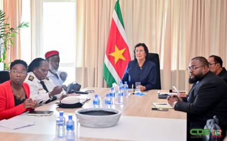 President Simons voert constructief gesprek met COL