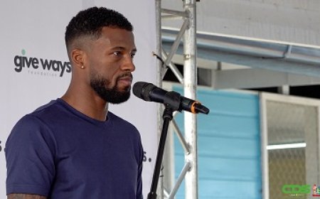 OS Flora 1 volledig gerenoveerd op initiatief van Gini Wijnaldum