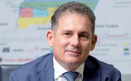 Rudolf Elias nieuwe president-commissaris Staatsolie, bevestigt vicepresident Rusland