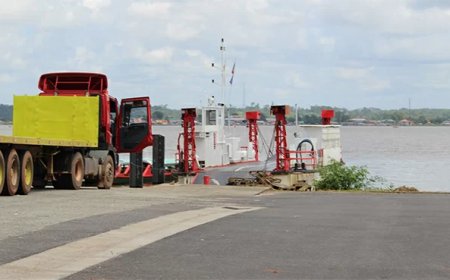 Veerverbinding Albina–St. Laurent ligt stil: reparatie La Gabrielle kan lang duren