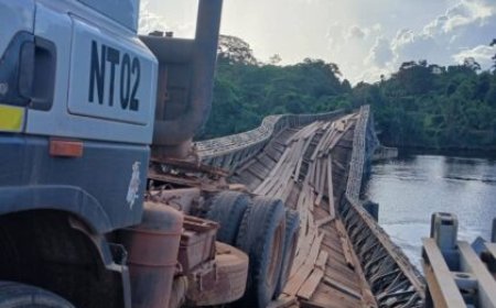Brug te Witagron ingestort