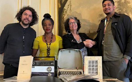 Ida Does schenkt nalatenschap Trefossa aan Surinaams Museum