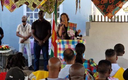 President Geerlings-Simons bij viering Marrondag: ‘Geen enkele groep in dit land mag achterbl