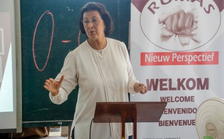 President Simons stimuleert jongeren tot ondernemerschap