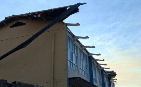 Christus Koningschool mogelijk tijdelijk gesloten na schade door rukwinden