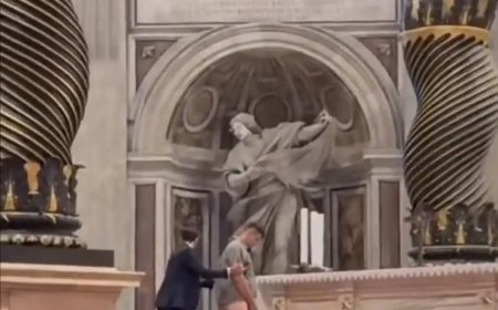 Opmerkelijk – Toerist trekt zijn broek naar beneden en plast op altaar in Vaticaanstad