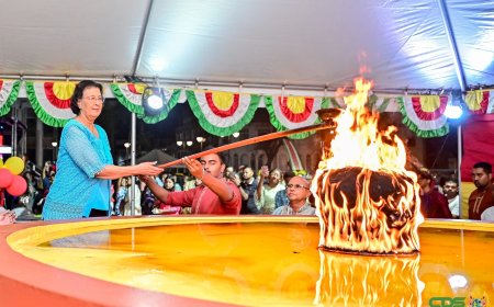 President Simons roept op tot licht en eenheid tijdens Divali