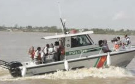 Vier personen vermist na bootongeval op Saramaccarivier