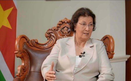 President Simons: “Olie mag geen zegen zijn voor enkelen, maar voor het hele Surinaamse volk”