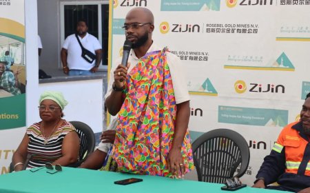 Minister Misiekaba opent Gezondheidsbeurs in Brokopondo